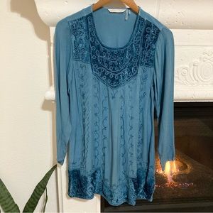 Soft Surroundings Blue Velvet and Embroidered Tunic Top Long Sleeve Size XS